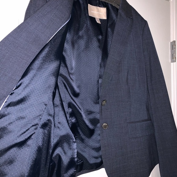 EUC - Banana Republic - Wool Blazer - Picture 4 of 7